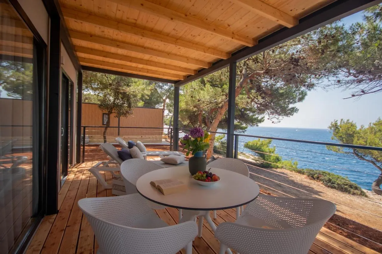 PUY Arena Stoja Camping Homes 4*,