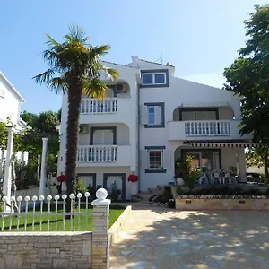 Lucija Apartamento