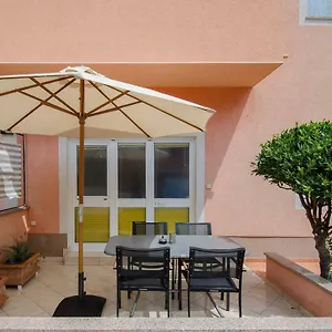 Apartman Picco, Pula