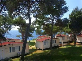 Arena Stoja Camping Homes Pula 4*,